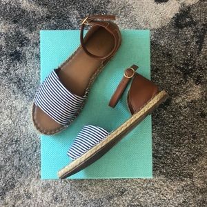 Espadrille sandals
